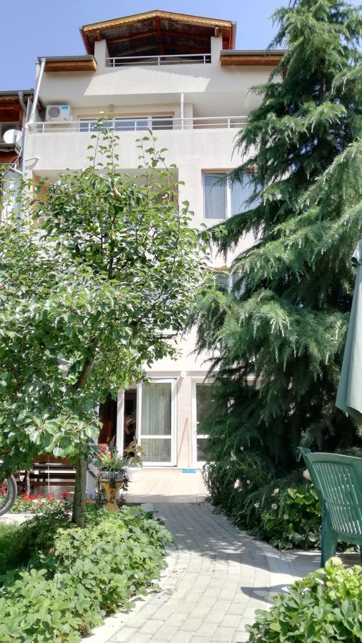 Veda Guest House Pomorie Exterior photo