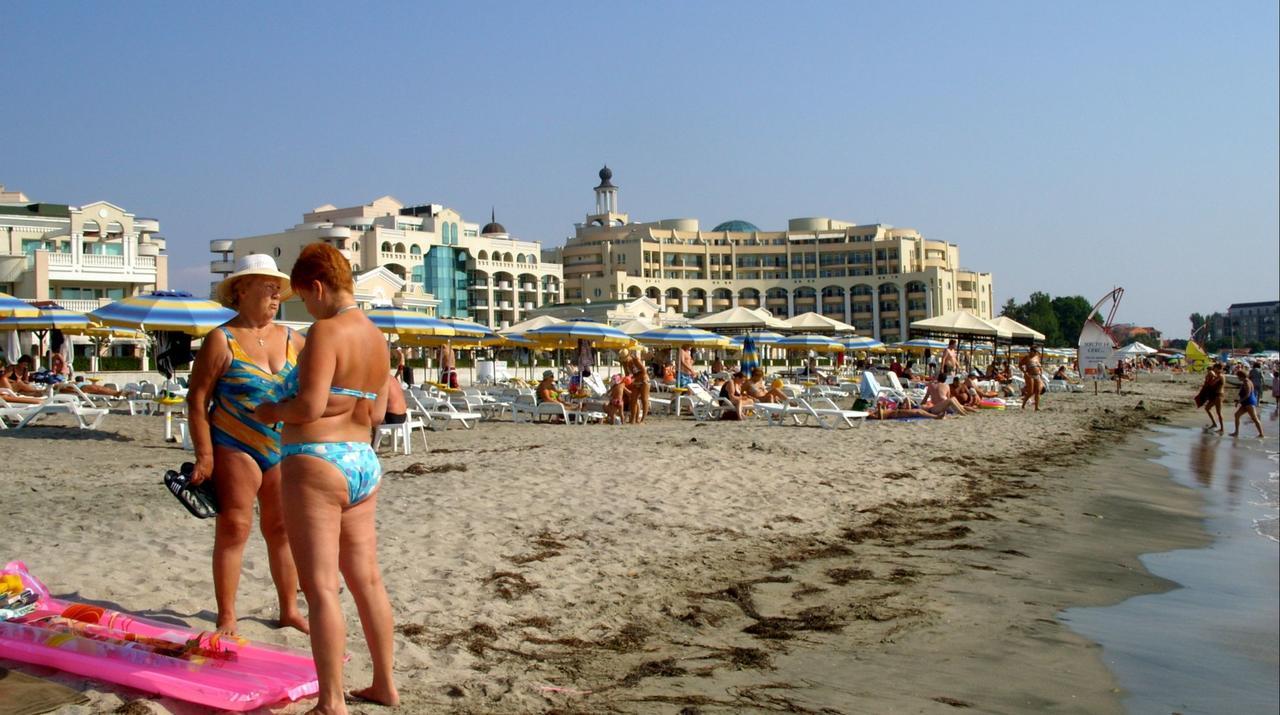 Veda Guest House Pomorie Exterior photo